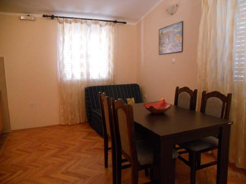 Apartment Stana Petrovac Екстериор снимка